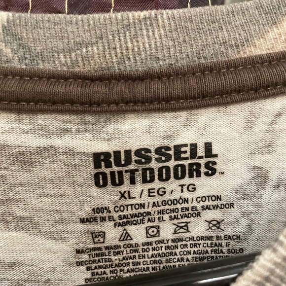 Camo T-Shirt - Picture 2 of 3